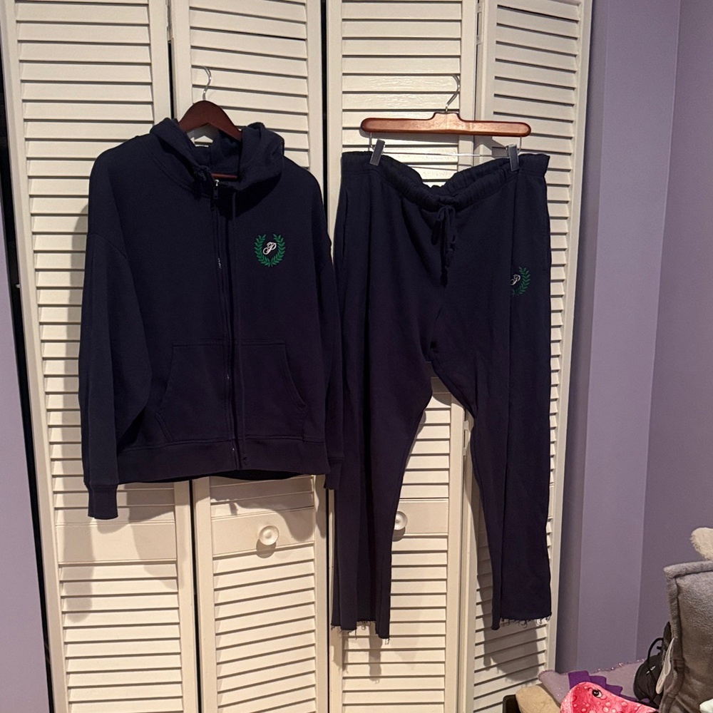 PINK Victoria's Secret Navy Joggers with Green Logo